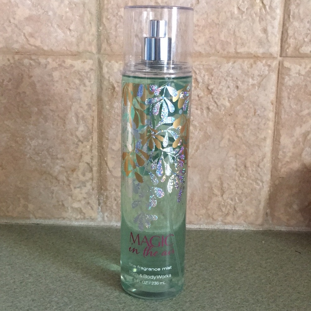 Bath & BodyWorks Magic in the air Fragrance